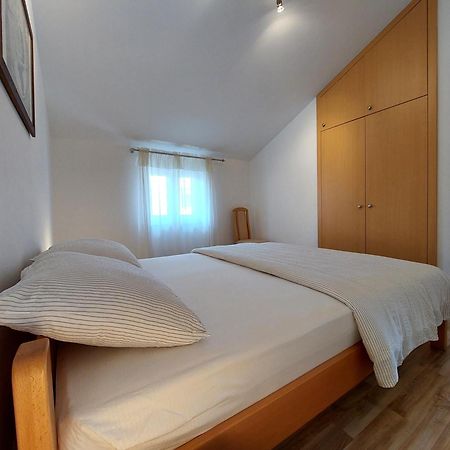 Apartment Dumica Malinska Exteriér fotografie