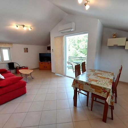 Apartment Dumica Malinska Exteriér fotografie